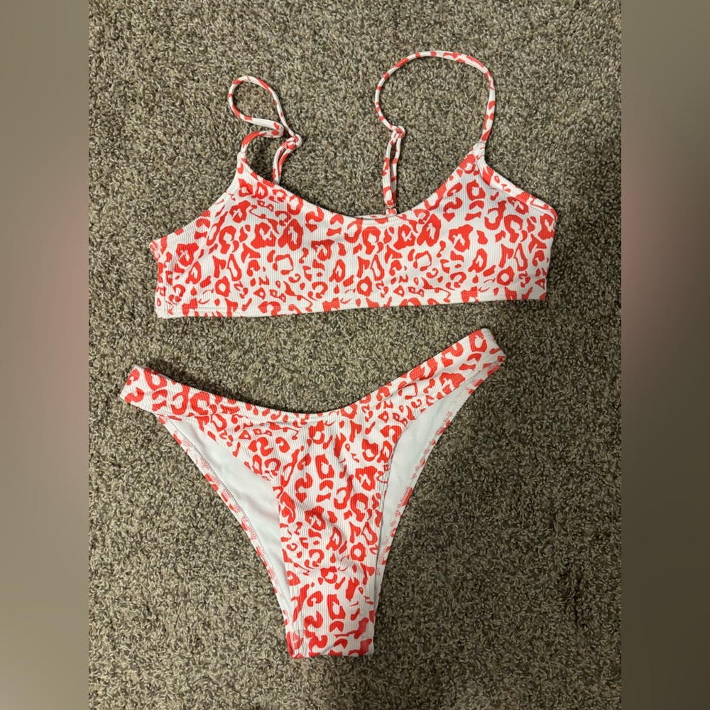 SHEIN Red Leopard Print Bikini